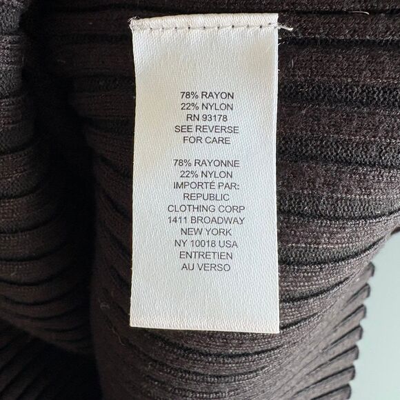 Truth by Republic Ribbed Black Short Sleeve Turtleneck with Pointelle Cut-Outs - Picture 6 of 7